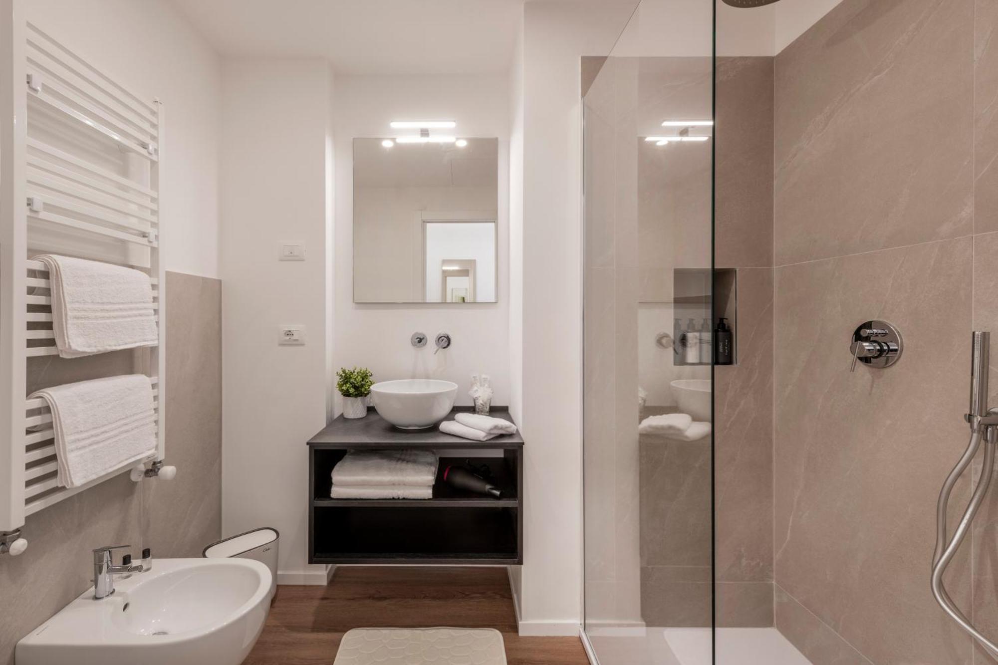 Bnbutler - Inbrera Suites - Giulianova, 1 Mailand Exterior foto